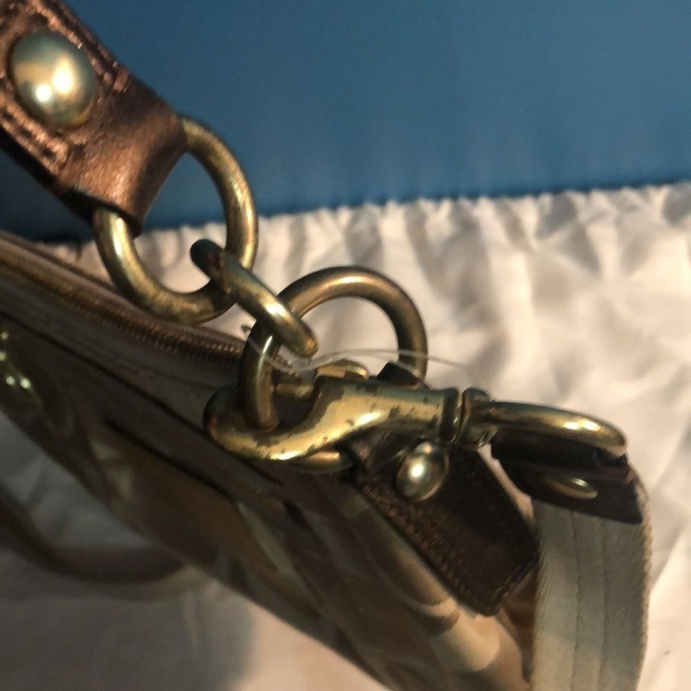 Coach purse - Picture 11 of 15